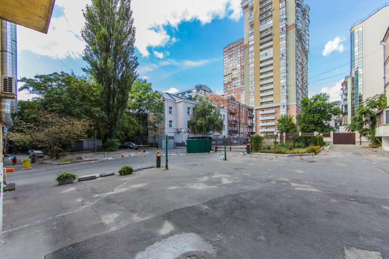 Kyiv Family Loft Apartment Bagian luar foto